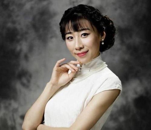任素汐娱乐八卦,从影视新星到娱乐八卦焦点，她的蜕变之路
